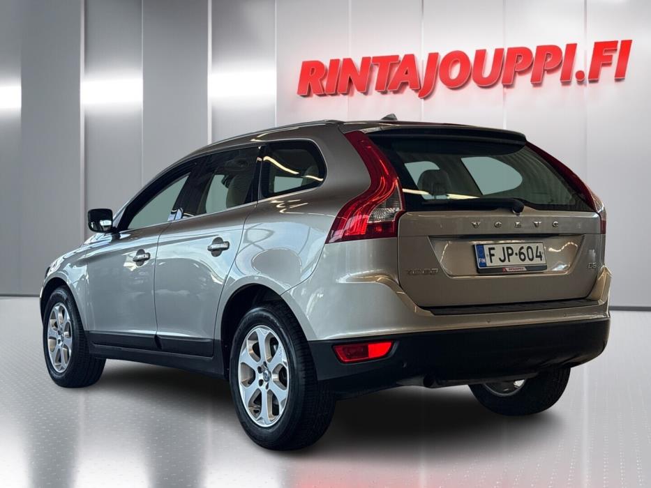 VOLVO XC60 2010