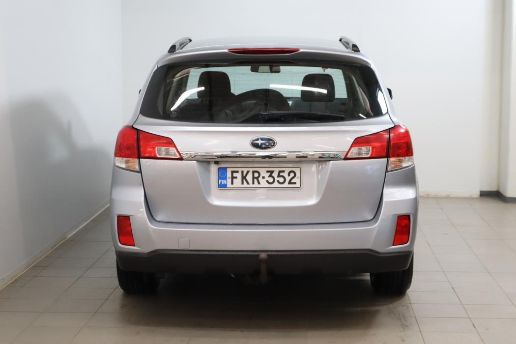 SUBARU Legacy 2012