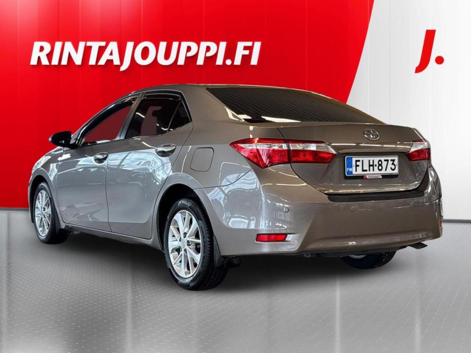 TOYOTA Corolla 2014