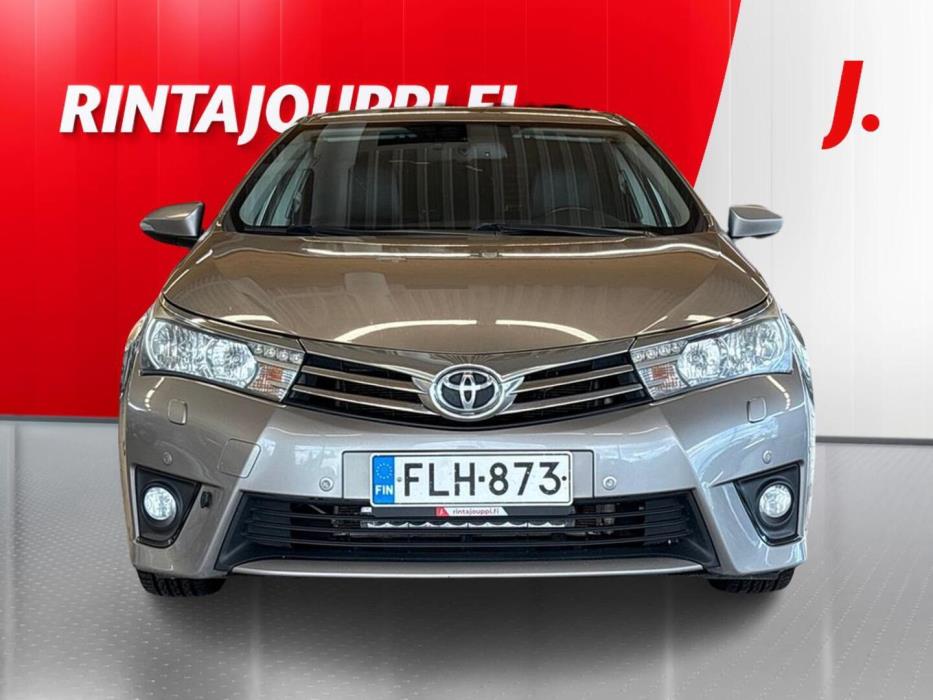 TOYOTA Corolla 2014