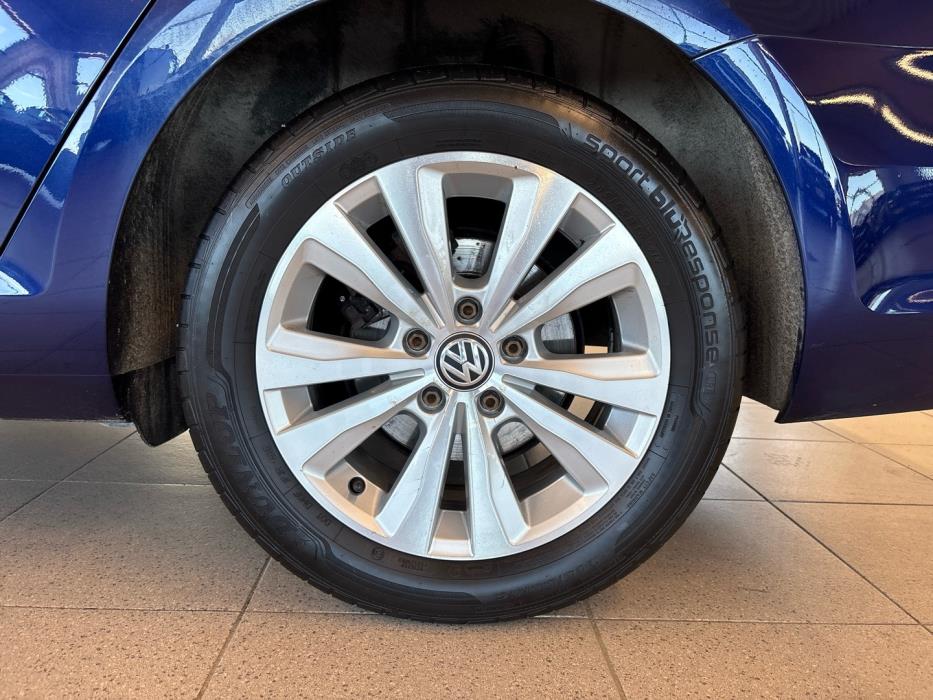 VOLKSWAGEN Golf 2018