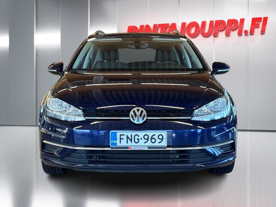 VOLKSWAGEN Golf 2018