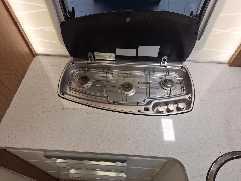 BÜRSTNER Elegance I 920 2018