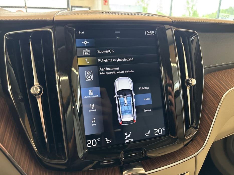VOLVO XC60 2019
