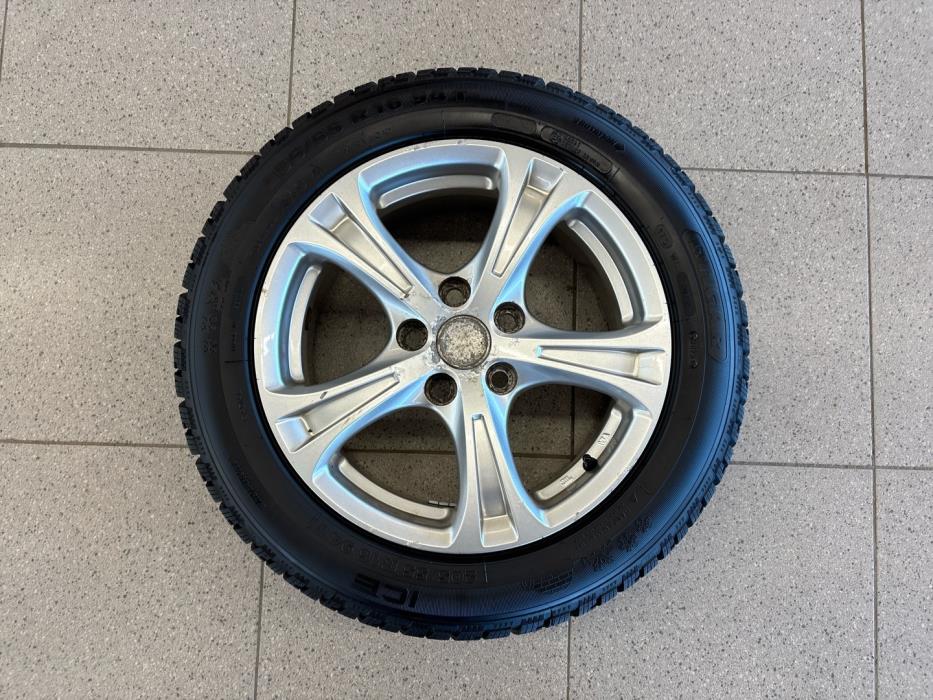 TOYOTA Auris 2014
