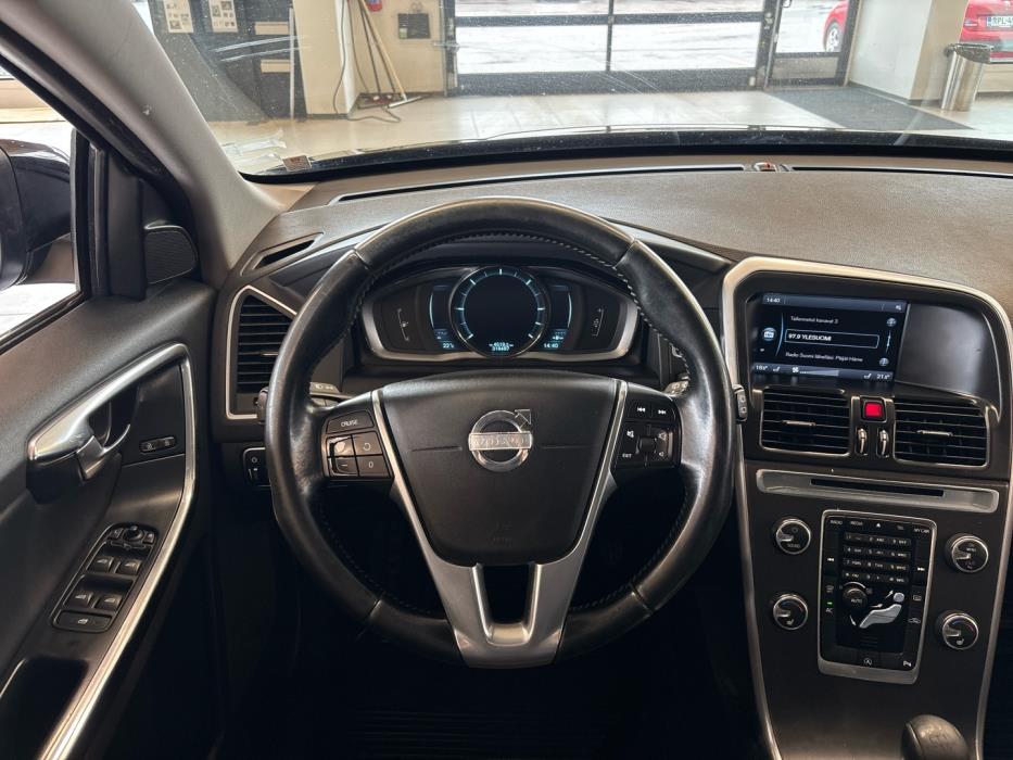 VOLVO XC60 2013