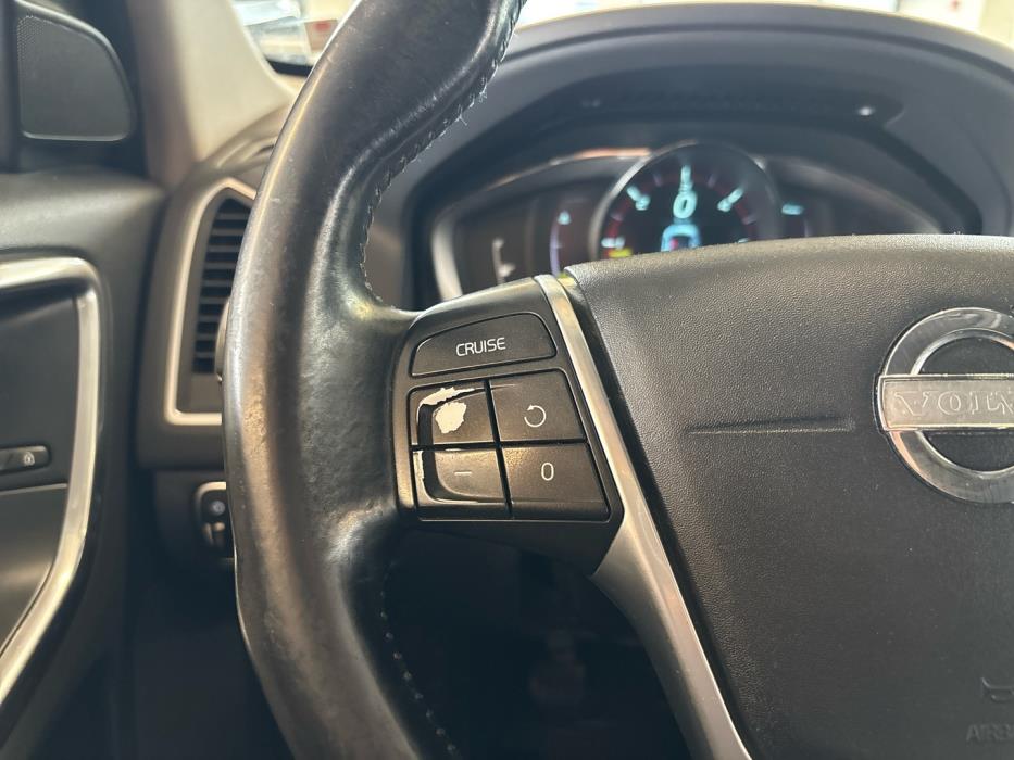 VOLVO XC60 2013