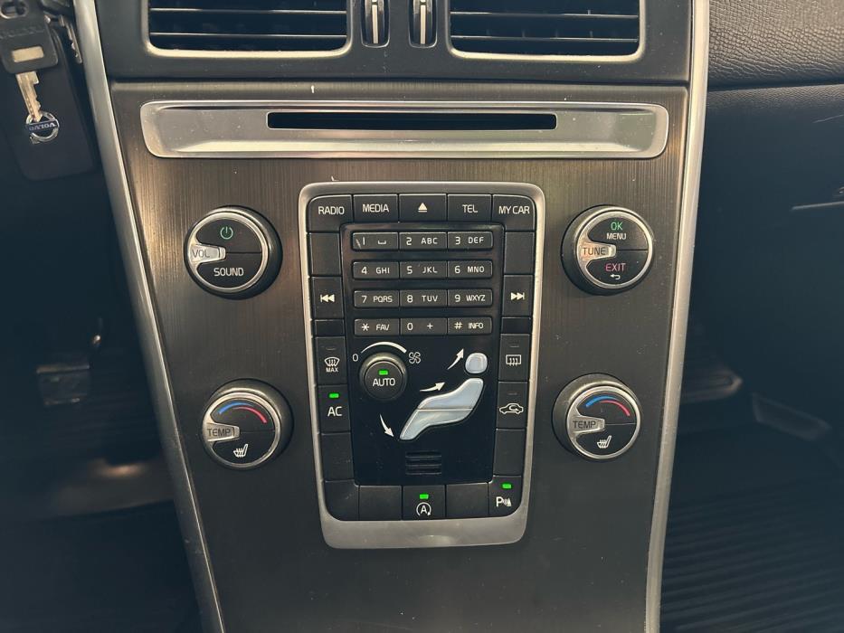 VOLVO XC60 2013