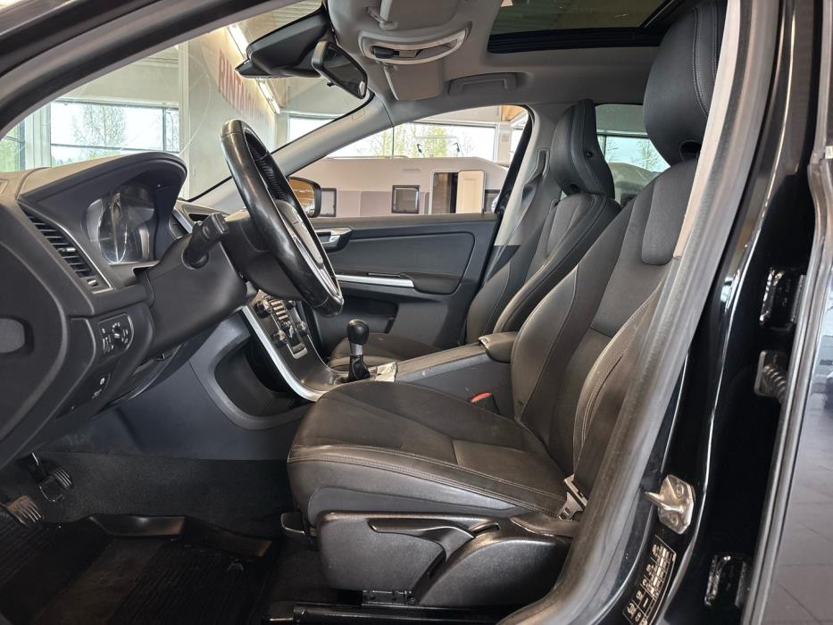 VOLVO XC60 2013