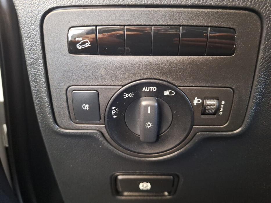 MERCEDES-BENZ Vito 2016