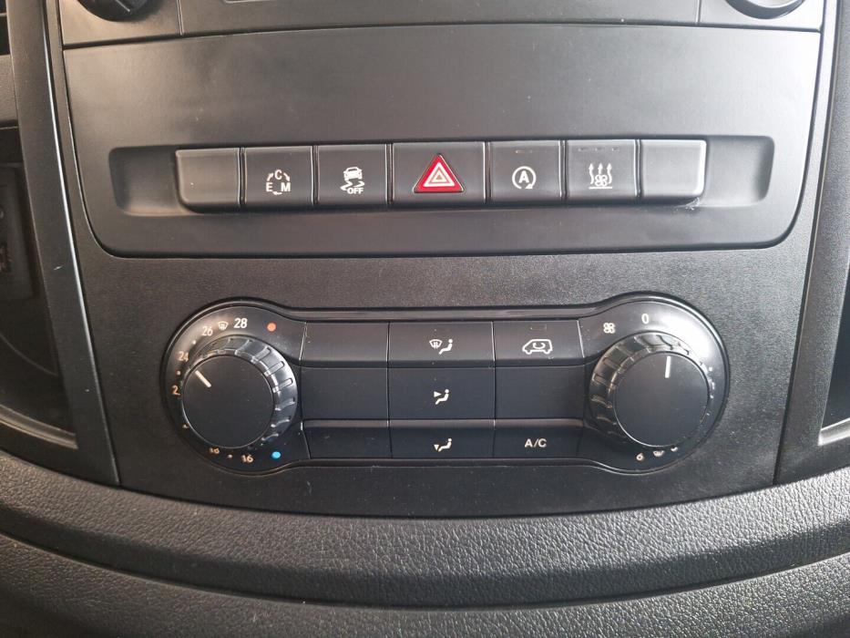 MERCEDES-BENZ Vito 2016