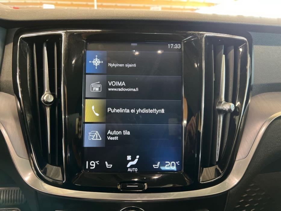 VOLVO V60 2019