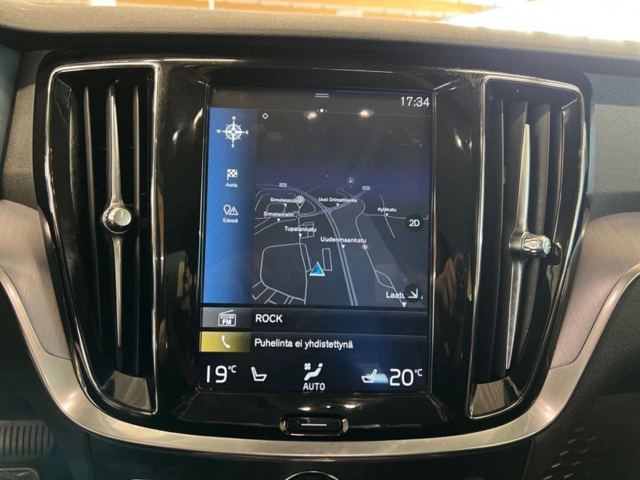 VOLVO V60 2019