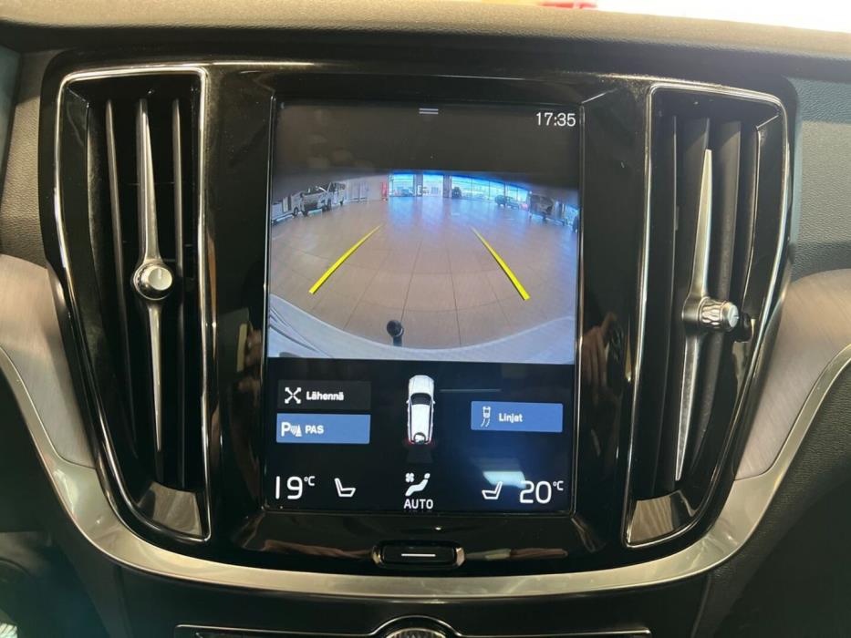 VOLVO V60 2019