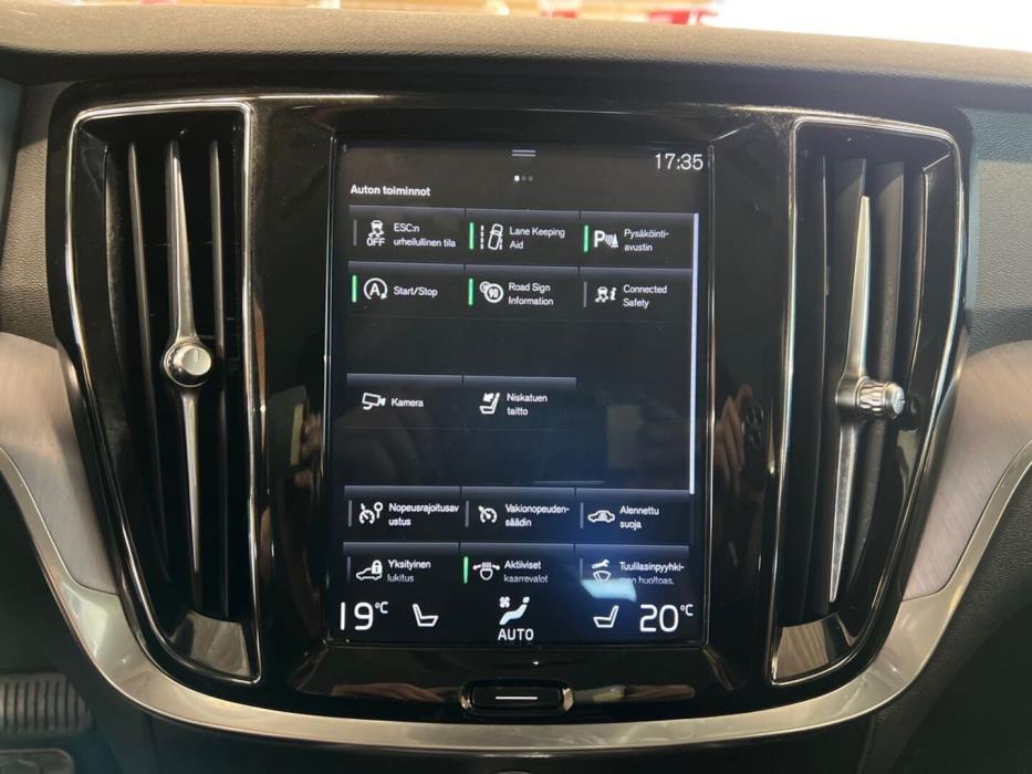 VOLVO V60 2019