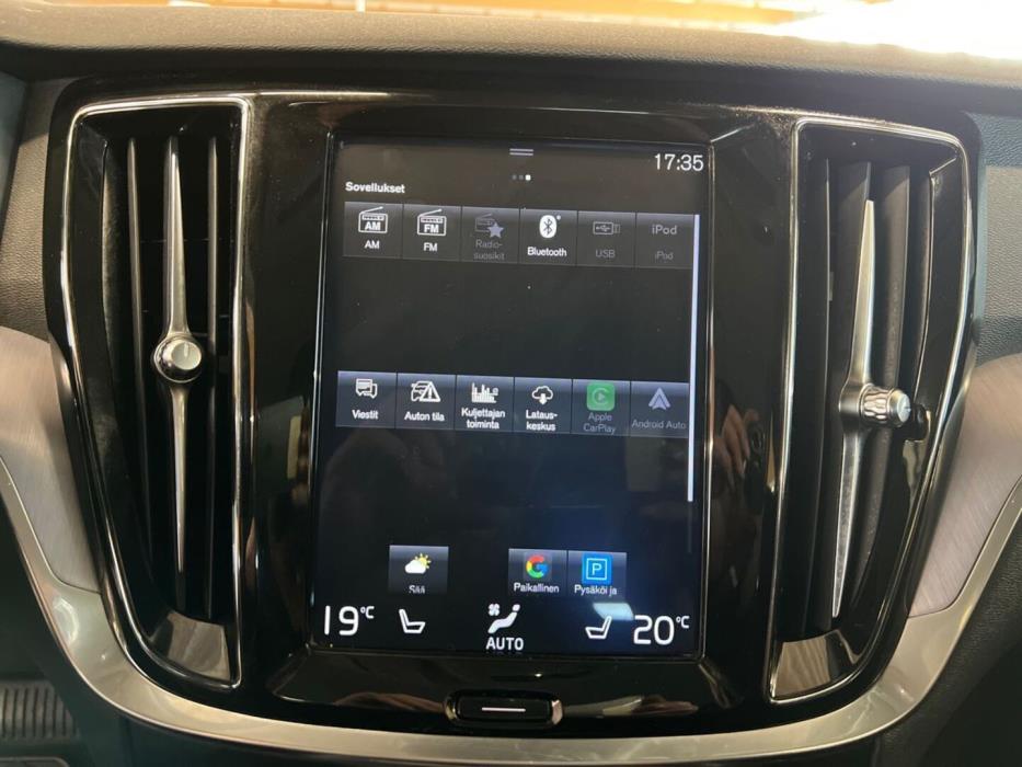 VOLVO V60 2019