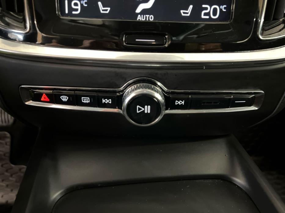 VOLVO V60 2019