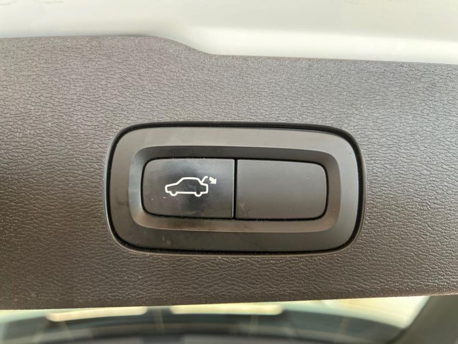 VOLVO V60 2019