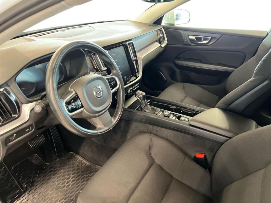 VOLVO V60 2019