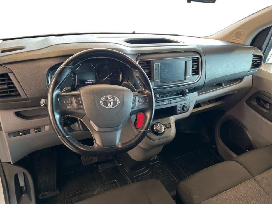 TOYOTA Proace 2022