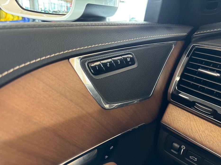 VOLVO XC90 2017