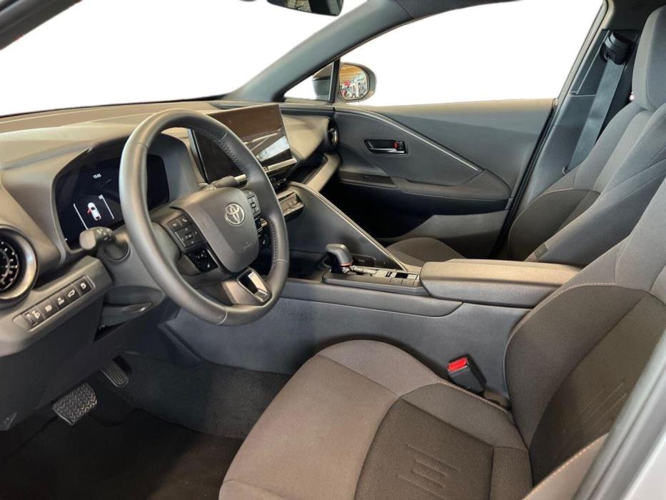 TOYOTA C-HR 2024