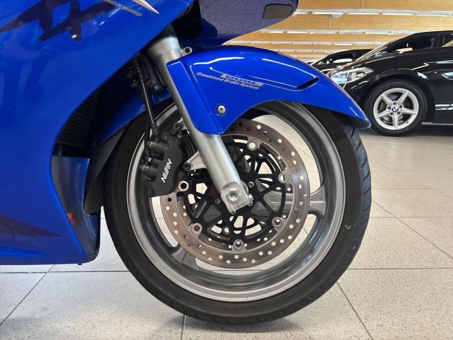 HONDA CBR 2005