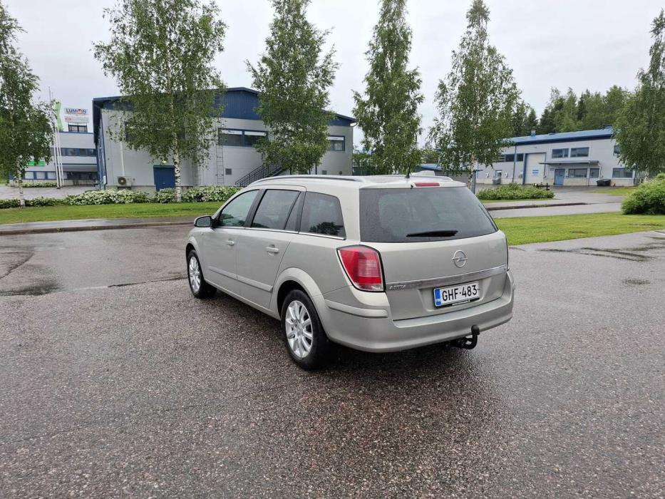 OPEL Astra 2007