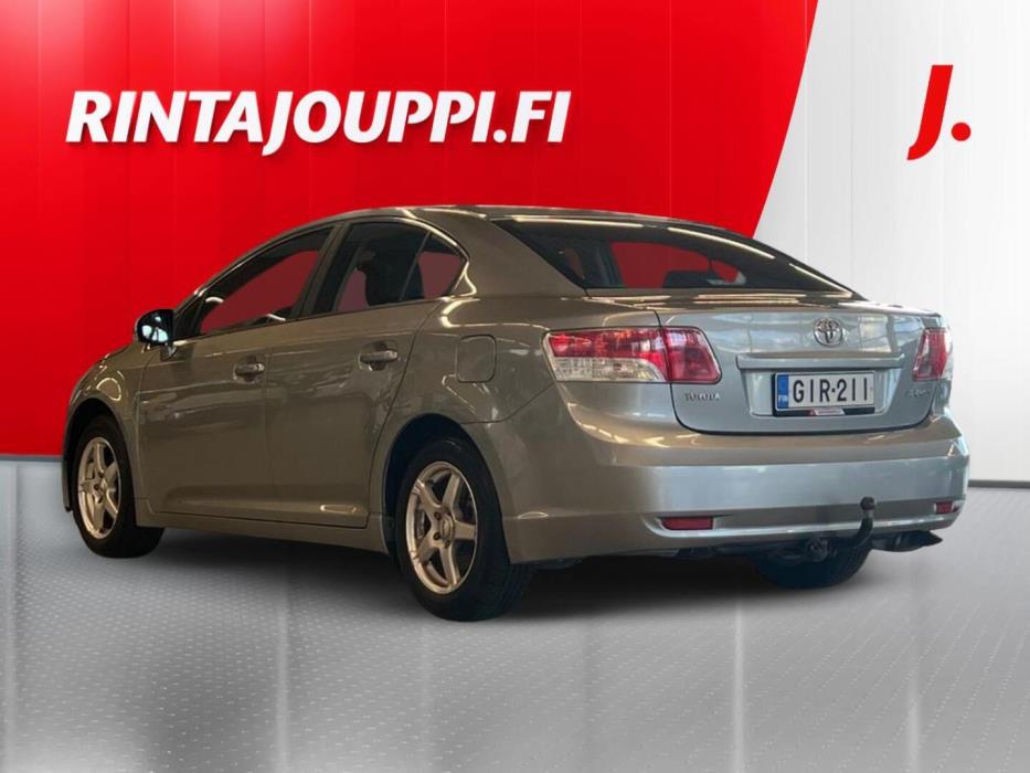 TOYOTA Avensis 2009