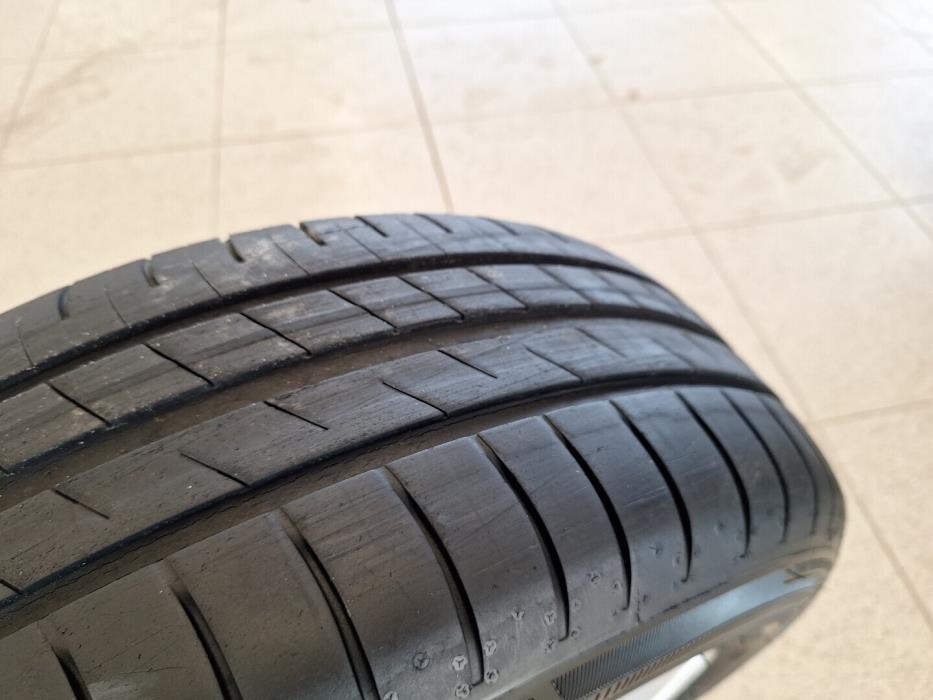 VOLKSWAGEN Jetta 2009