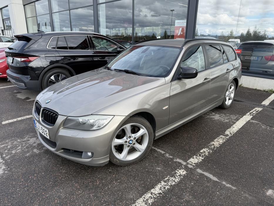 BMW 318 2011