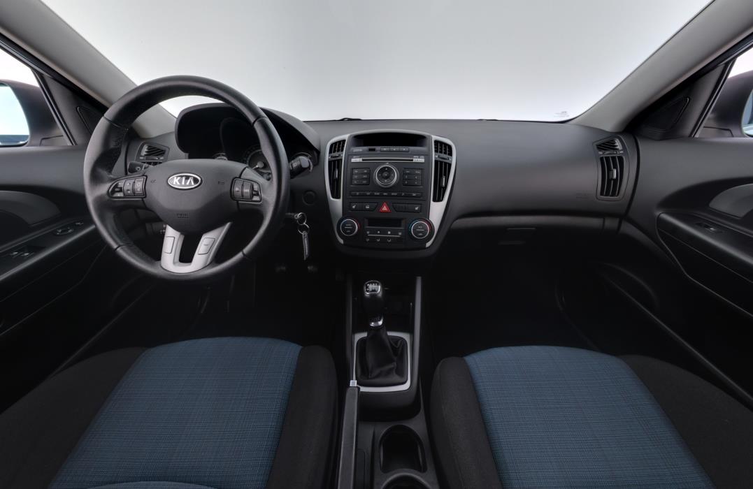 KIA cee'd 2011