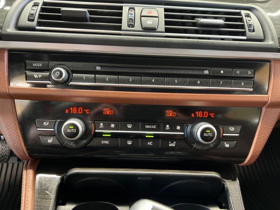 BMW 520 2014