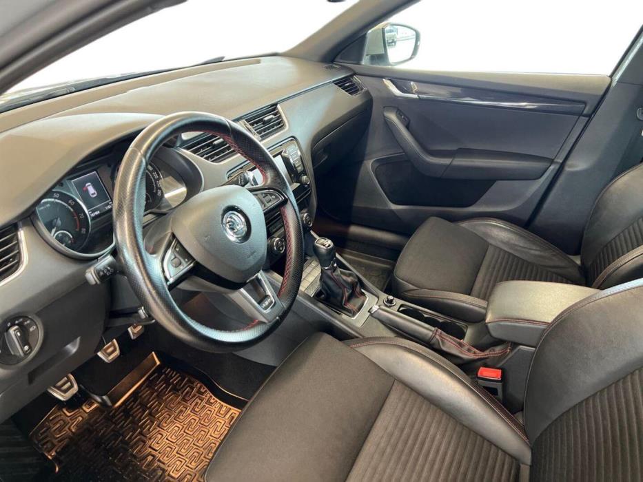 SKODA Octavia 2014