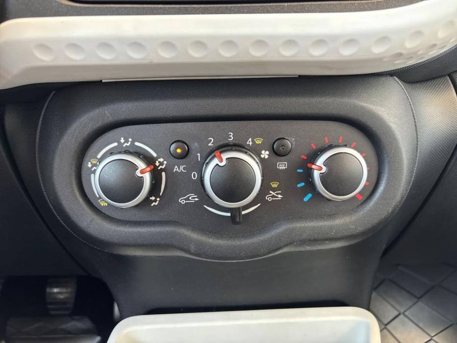 RENAULT Twingo 2015