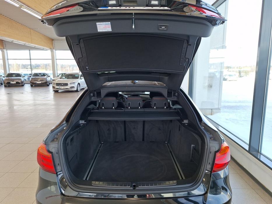 BMW 320 Gran Turismo 2016