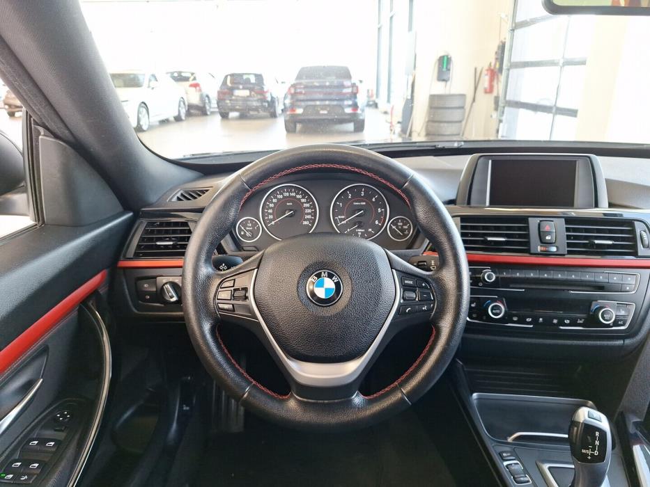 BMW 320 Gran Turismo 2016