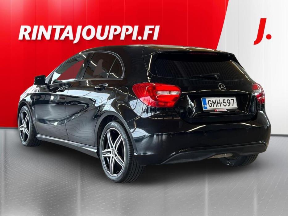 MERCEDES-BENZ A 2013