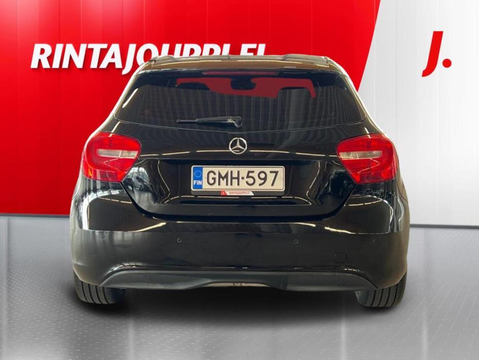 MERCEDES-BENZ A 2013