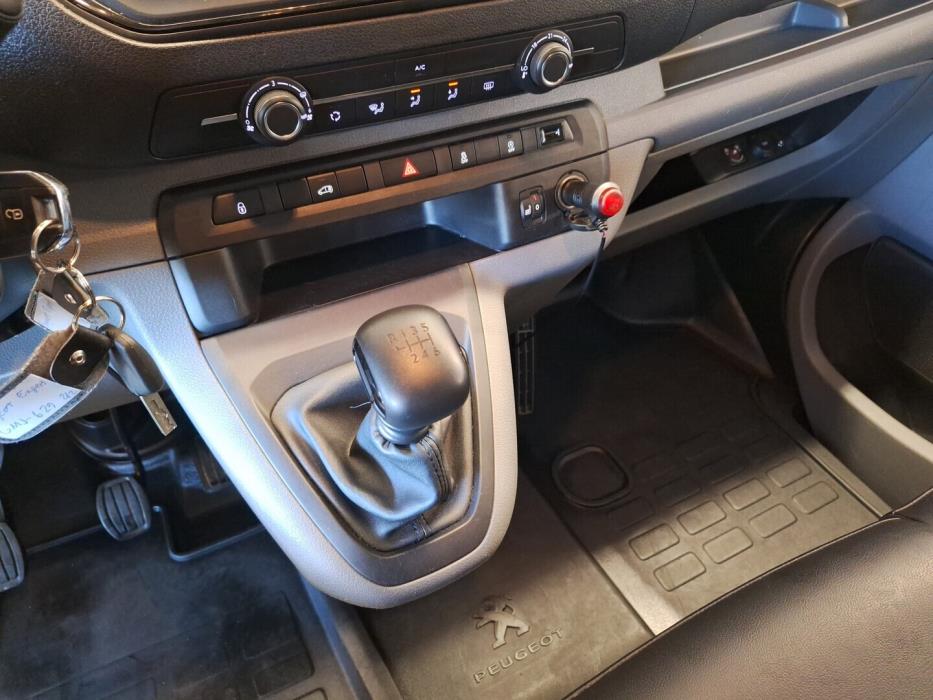 PEUGEOT Expert 2017