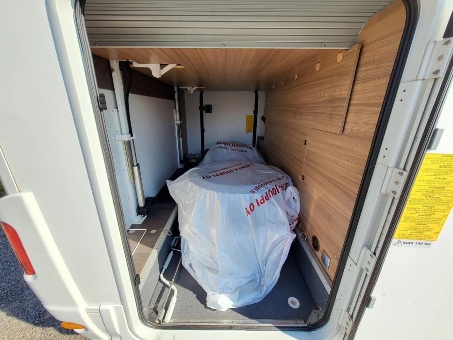 ADRIA Matrix Axess 670 SC 2019