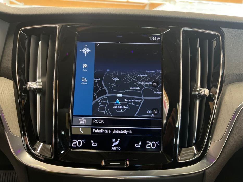 VOLVO V60 2022
