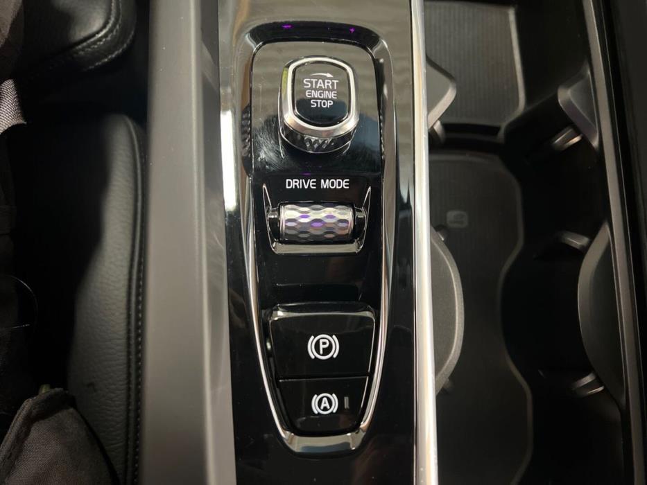 VOLVO V60 2022