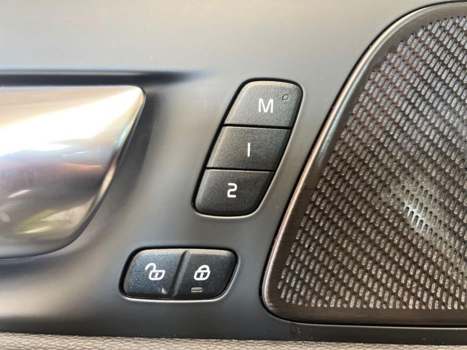 VOLVO V60 2022