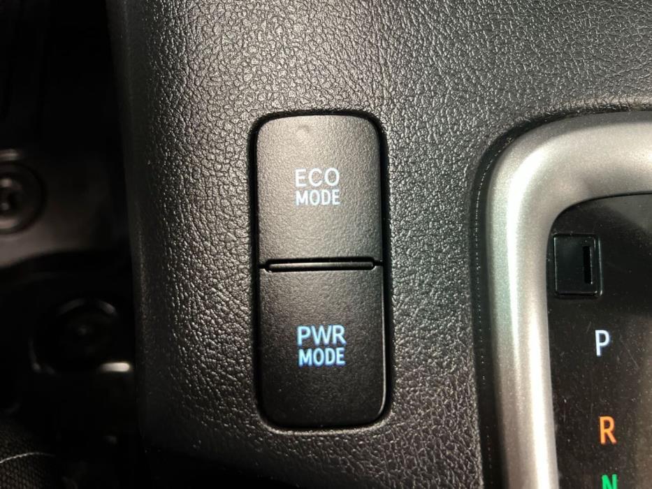 TOYOTA Hilux 2021