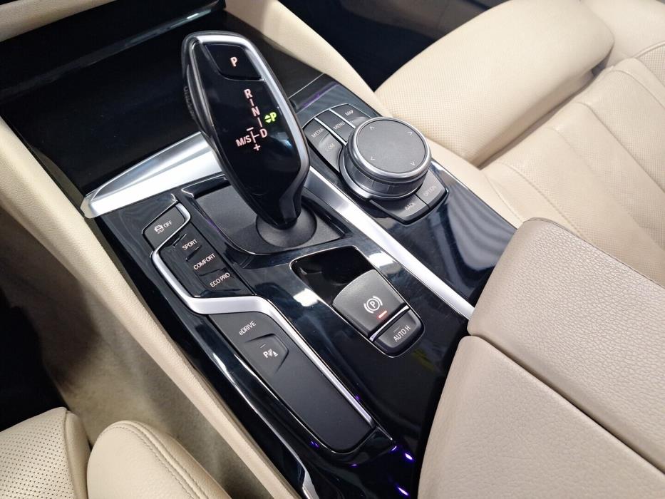 BMW 530 2019