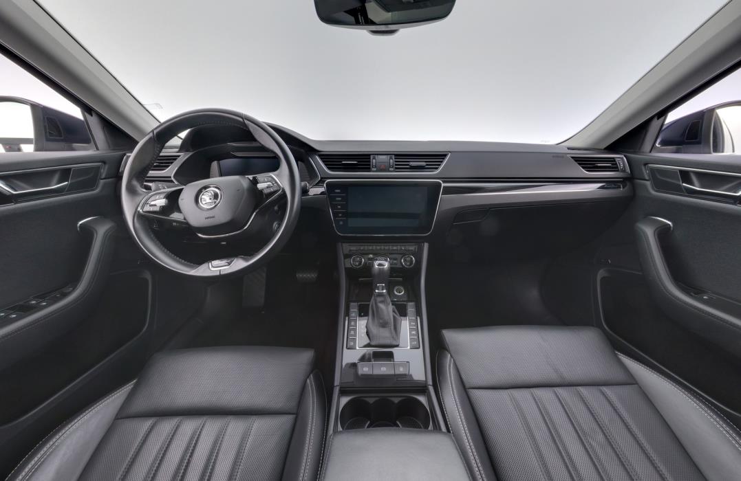SKODA Superb 2021