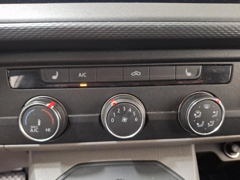 VOLKSWAGEN Transporter 2021