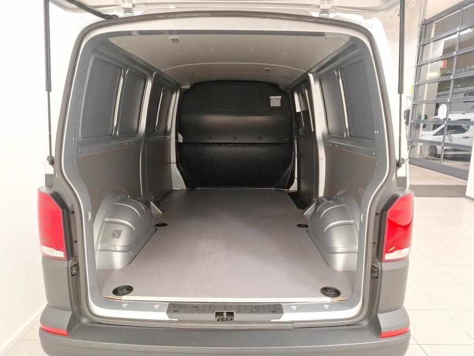 VOLKSWAGEN Transporter 2021