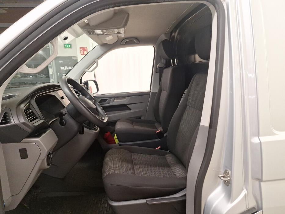 VOLKSWAGEN Transporter 2021